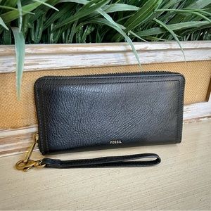 Fossil Logan RFID Zip Around Wallet Clutch in Black